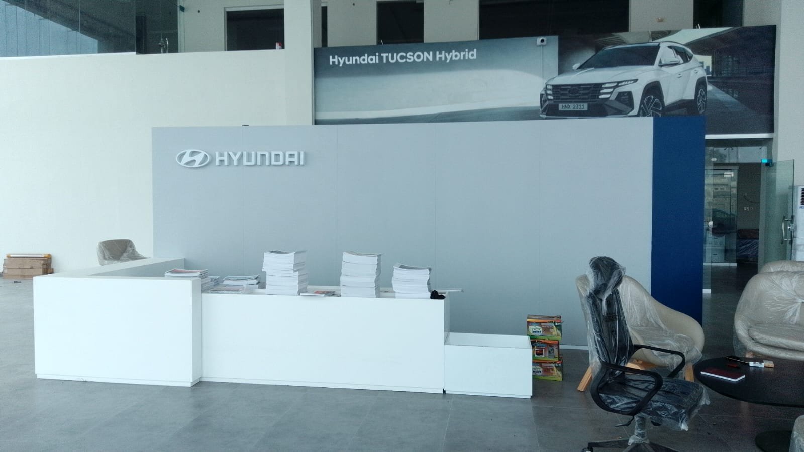 Car Showroom Building for Sale